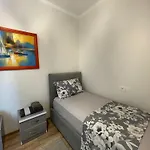 Peak Modern Centre #2 Durrës