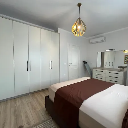 Peak Modern Centre #2 Apartment *